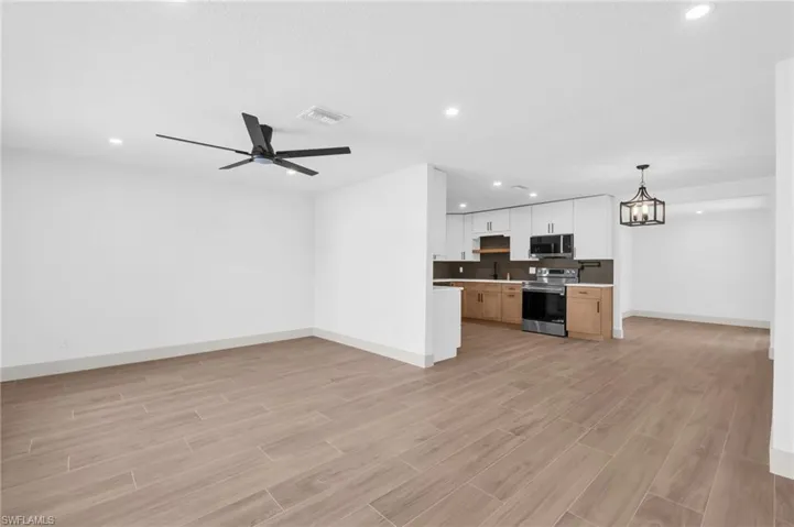 2114 Davis Blvd, Fort Myers, Florida 33905
