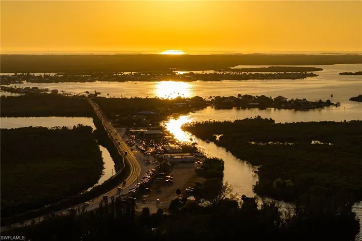 Sunset, Matlacha Pass, Miceli's waterfront restaurant