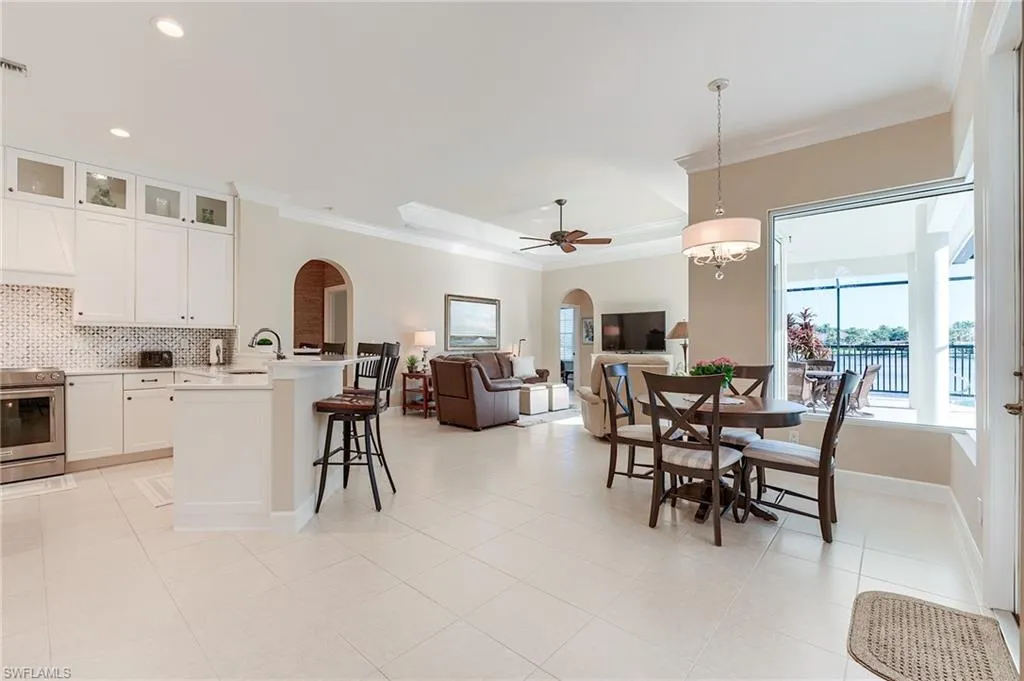 8860 New Castle DR, Fort Myers, FL 33908,225032596