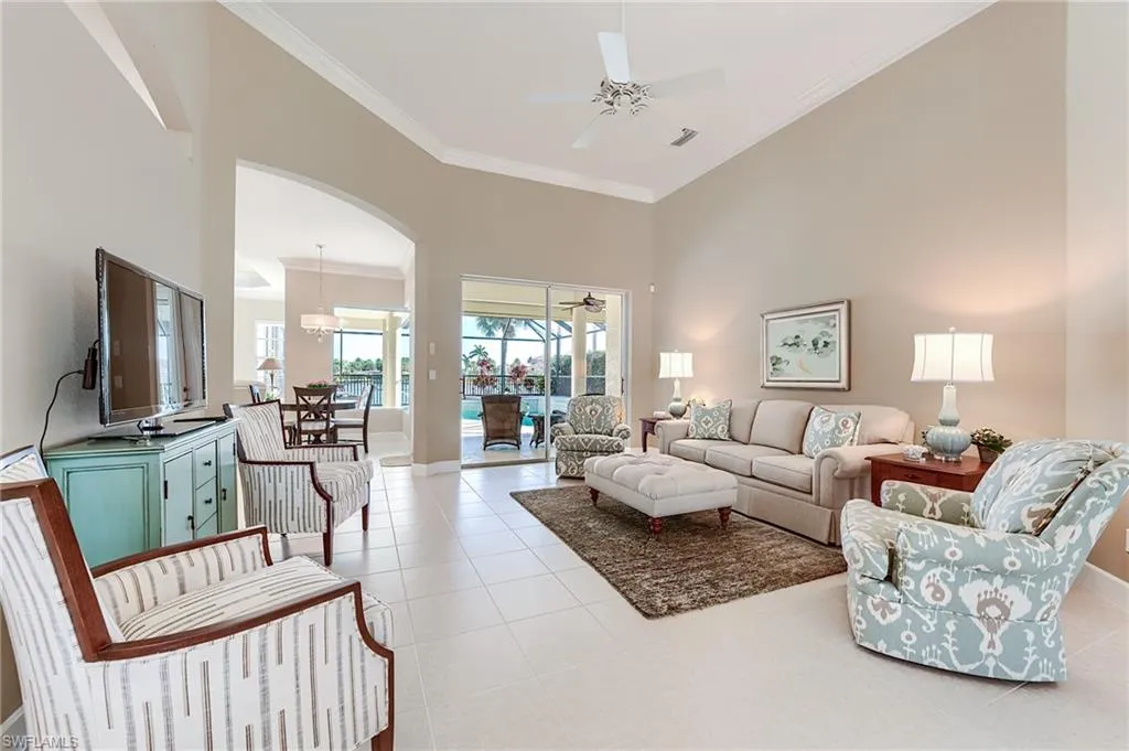 8860 New Castle DR, Fort Myers, FL 33908,225032596