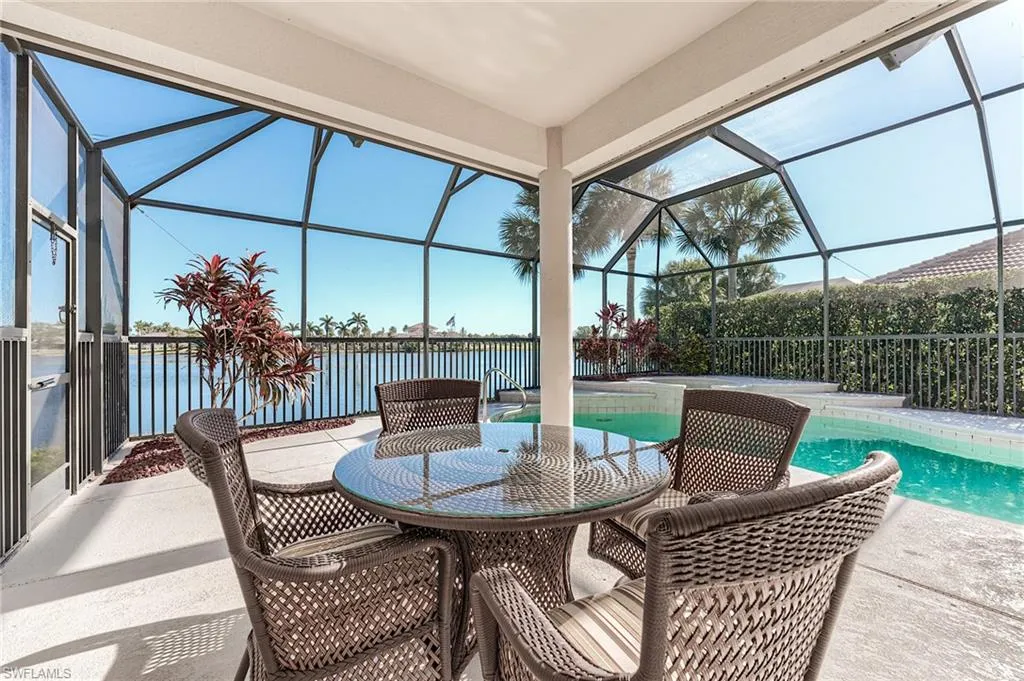 8860 New Castle DR, Fort Myers, FL 33908,225032596