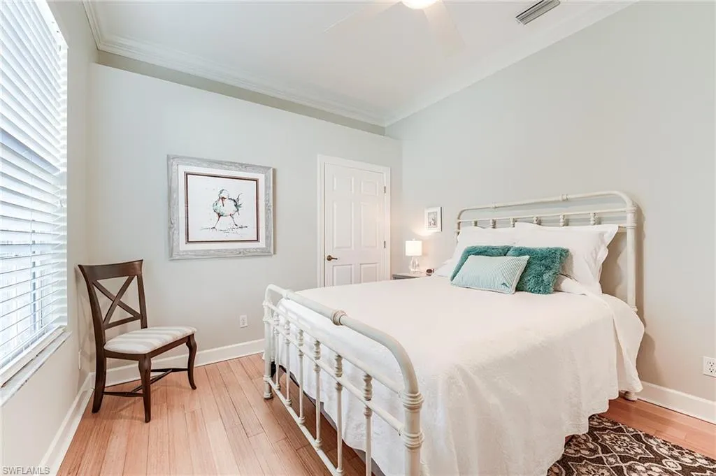 8860 New Castle DR, Fort Myers, FL 33908,225032596