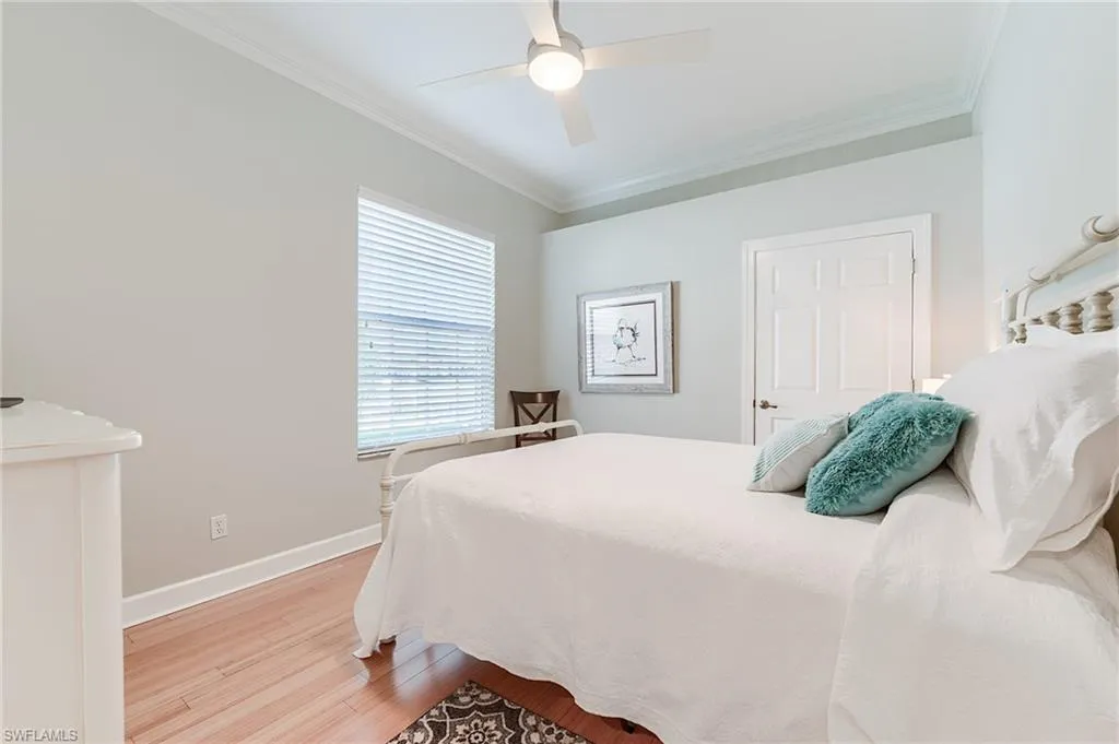 8860 New Castle DR, Fort Myers, FL 33908,225032596