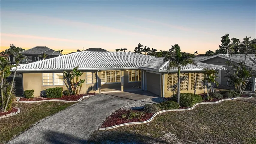 Single story home