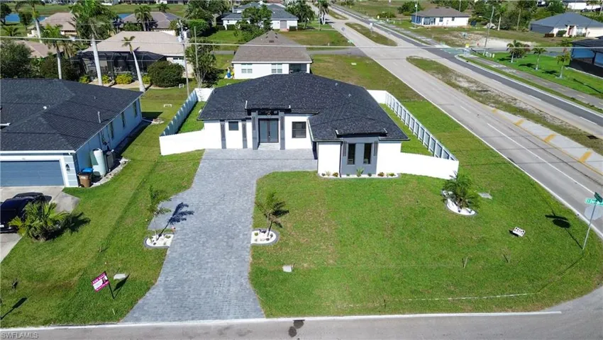 Aerial view featuring a residential view