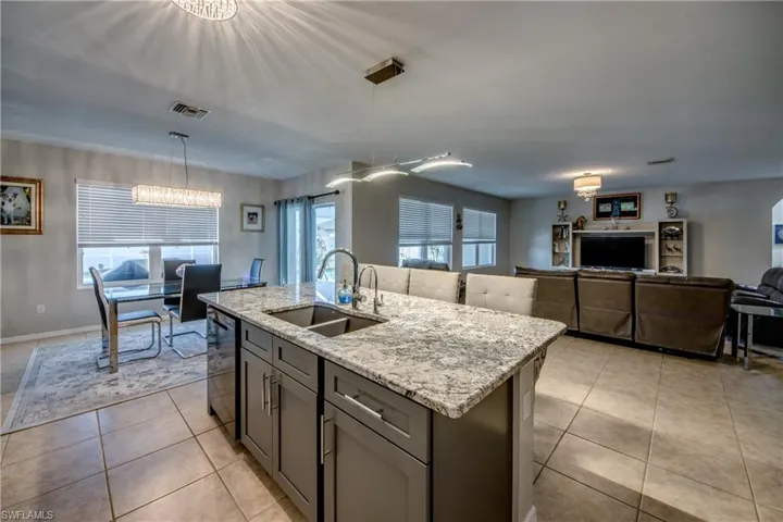 Island W/Double Sink