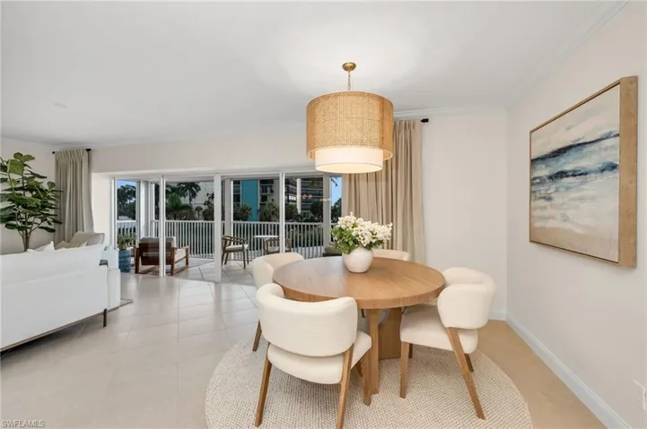 3401  Gulf Shore N BLVD, Naples, FL 34103