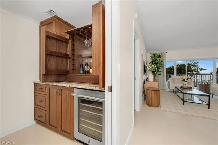 3401  Gulf Shore N BLVD, Naples, FL 34103