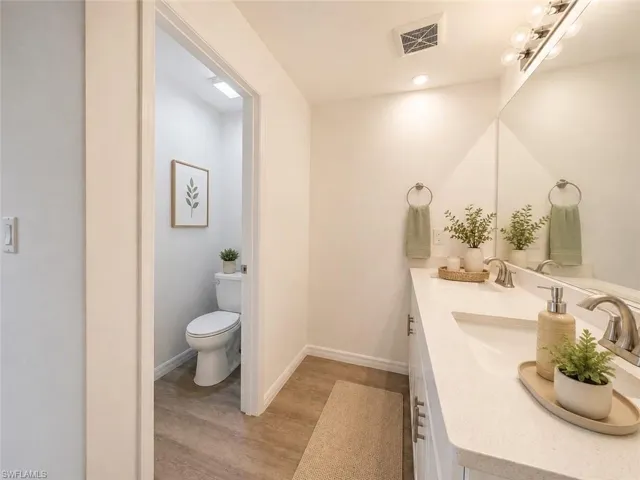 2925 Ne 6th Ave, Cape Coral, Florida 33909