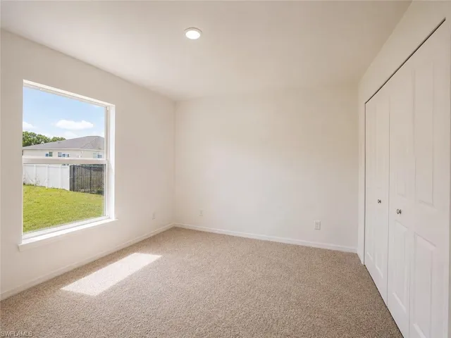 2925 Ne 6th Ave, Cape Coral, Florida 33909