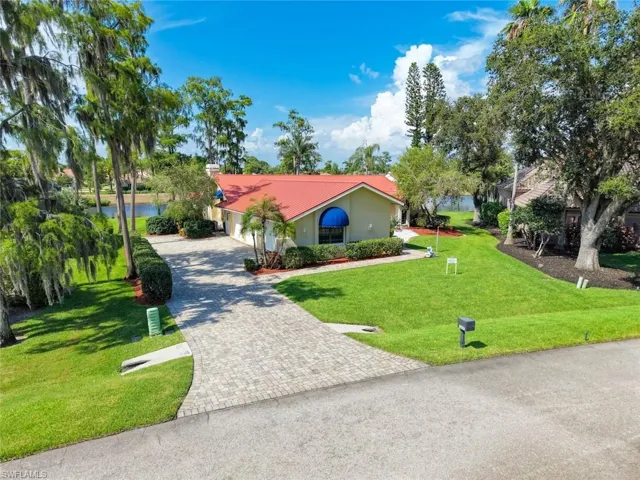 15649 Carberry Ct, Fort Myers, Florida 33912