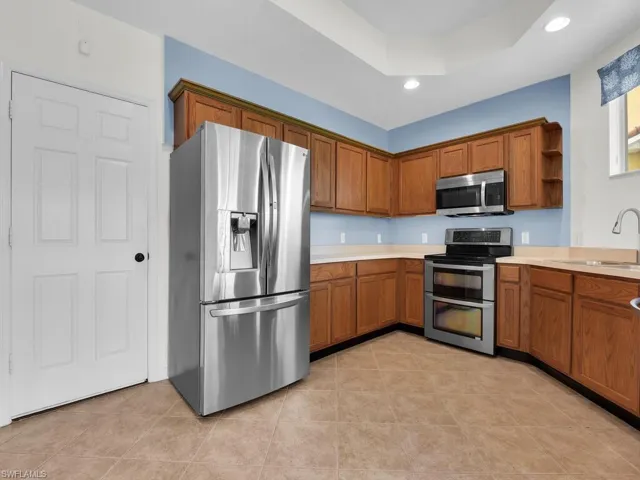High-End S/S LG appliances
