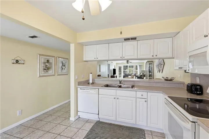 4080 Looking Glass Ln 2905, Naples, Florida 34112