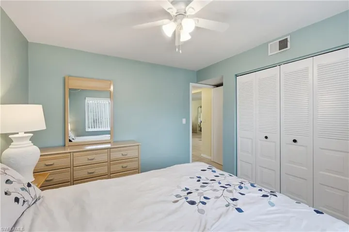 4080 Looking Glass Ln 2905, Naples, Florida 34112