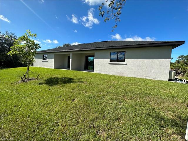 1113-1115  Ivan S AVE, Lehigh Acres, FL 33973