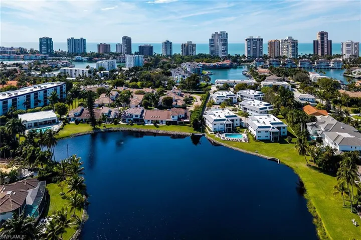 4150 Crayton Rd B6, Naples, Florida 34103