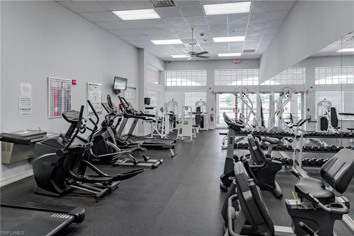 7711  Berkshire Pines  DR, Naples, FL 34104