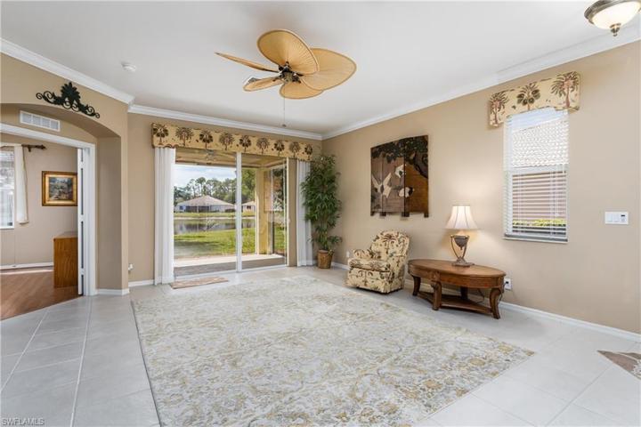 7711  Berkshire Pines  DR, Naples, FL 34104