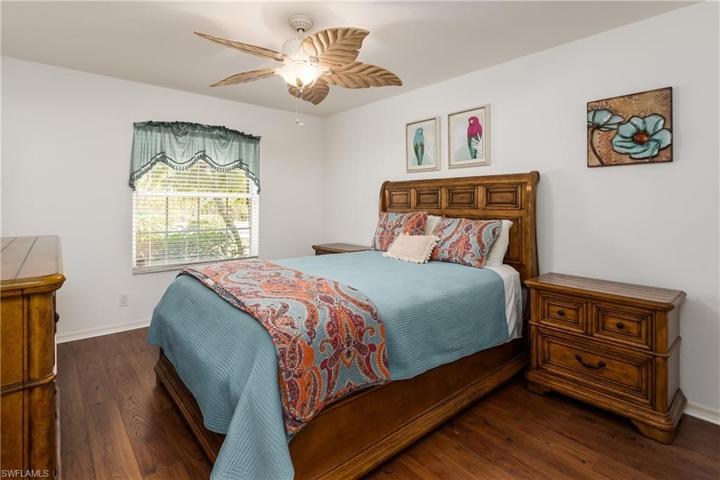 7711  Berkshire Pines  DR, Naples, FL 34104