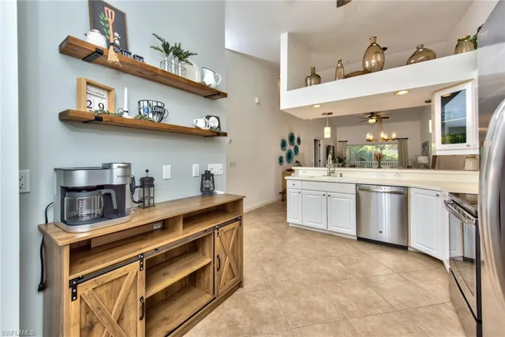1941 Cascades Dr 5704, Naples, Florida 34112