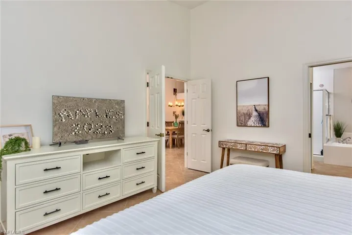 1941 Cascades Dr 5704, Naples, Florida 34112