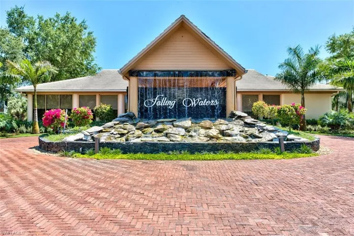 1941 Cascades Dr 5704, Naples, Florida 34112
