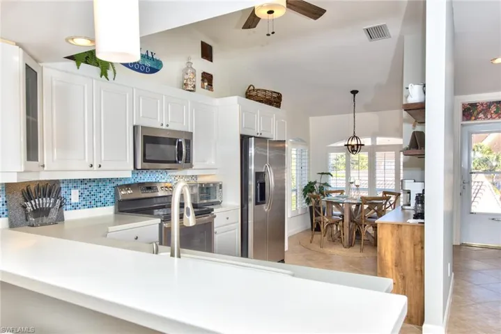 1941 Cascades Dr 5704, Naples, Florida 34112