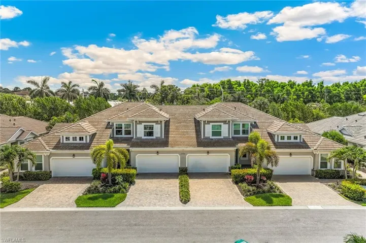4704 Arboretum Cir 102, Naples, Florida 34112