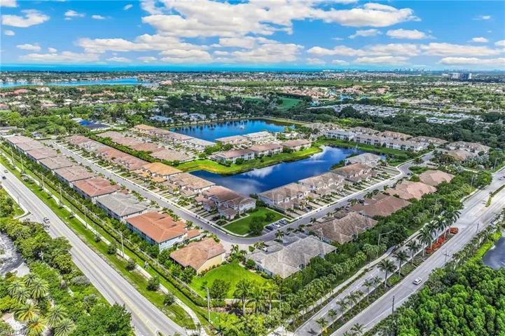 4704 Arboretum Cir 102, Naples, Florida 34112