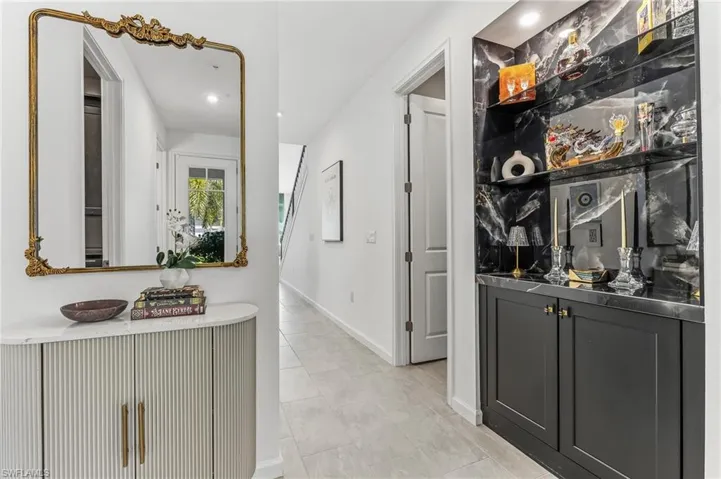 4704 Arboretum Cir 102, Naples, Florida 34112