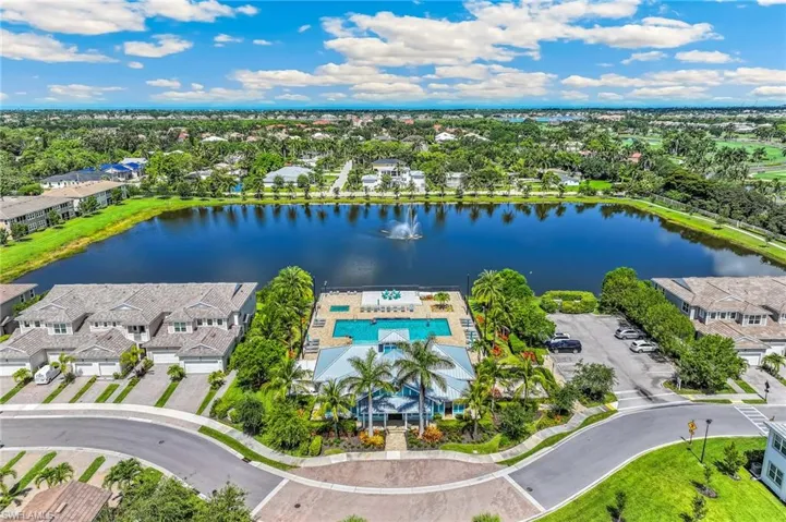 4704 Arboretum Cir 102, Naples, Florida 34112