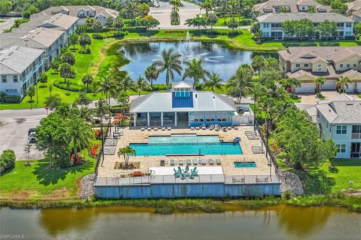 4704 Arboretum Cir 102, Naples, Florida 34112