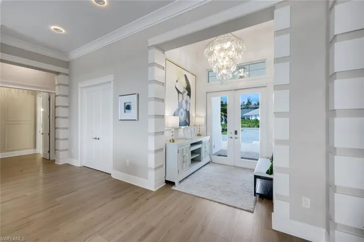 8931  Nevis  WAY, Naples, FL 34112