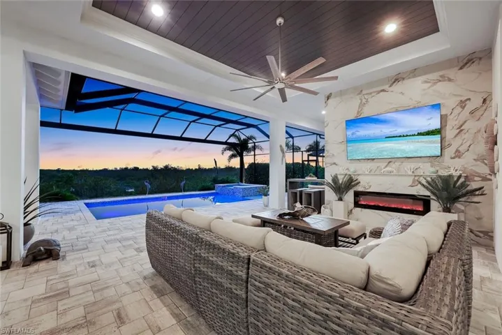 8931  Nevis  WAY, Naples, FL 34112