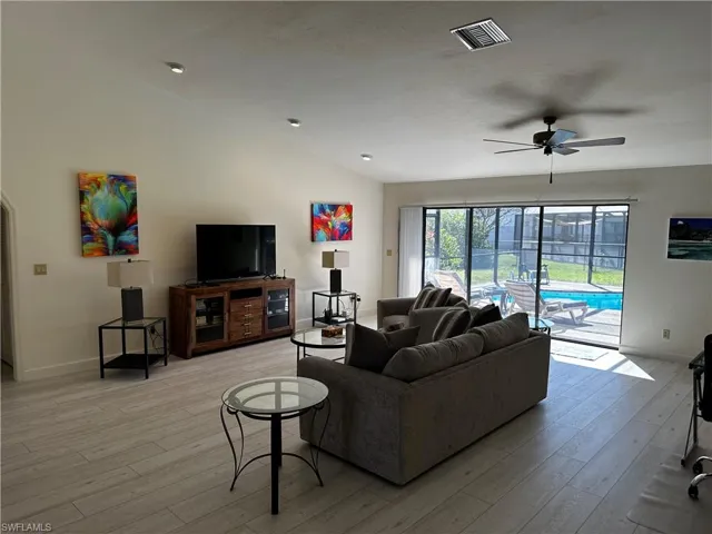 3402 Se 11th Ave, Cape Coral, Florida 33904