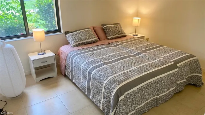 3402 Se 11th Ave, Cape Coral, Florida 33904