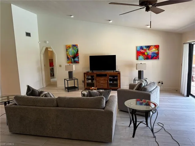 3402 Se 11th Ave, Cape Coral, Florida 33904