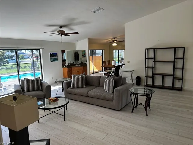 3402 Se 11th Ave, Cape Coral, Florida 33904