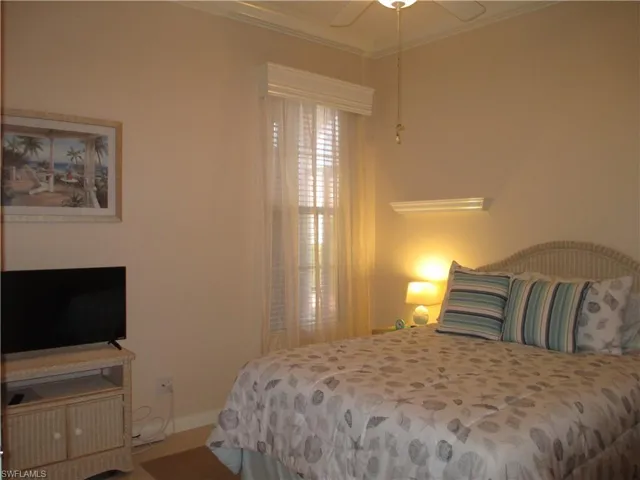 4345 Montalvo Ct, Naples, Florida 34109