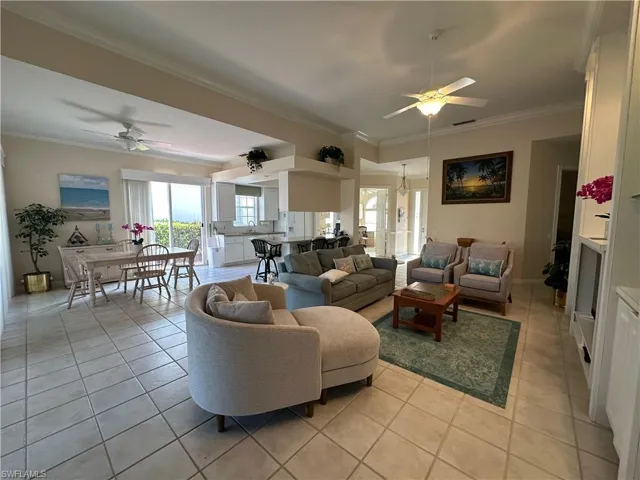 4345 Montalvo Ct, Naples, Florida 34109