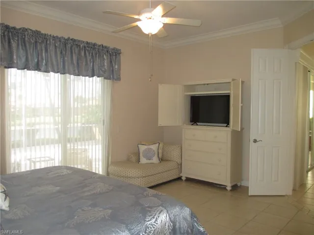 4345 Montalvo Ct, Naples, Florida 34109