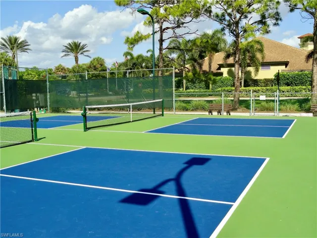 Pickle Ball Courts