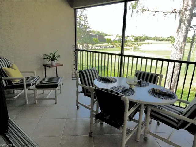 Plenty of Room for Dining