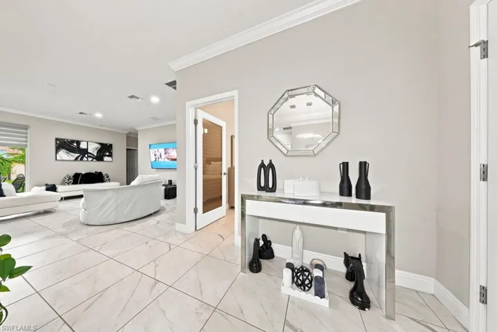 1029 Nw 34th Ave, Cape Coral, Florida 33993