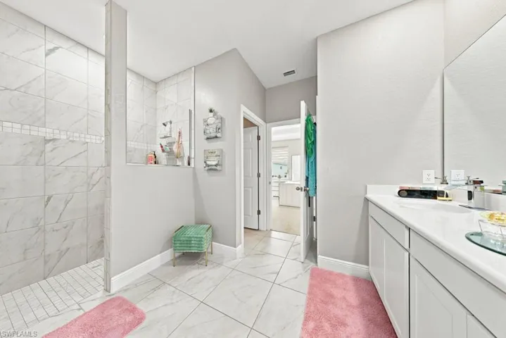 1029 Nw 34th Ave, Cape Coral, Florida 33993