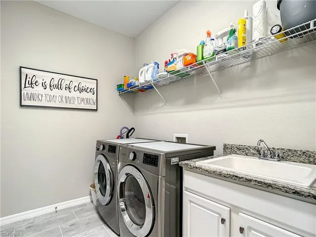 11530  Golden Oak  TER, Fort Myers, FL 33913