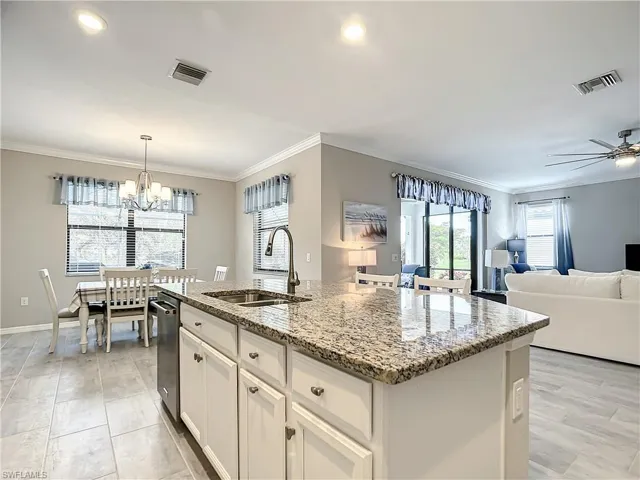 11530  Golden Oak  TER, Fort Myers, FL 33913