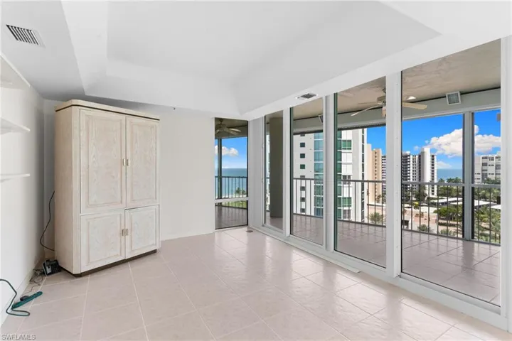 3971 Gulf Shore Blvd N 1004, Naples, Florida 34103