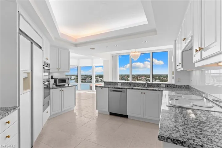 3971 Gulf Shore Blvd N 1004, Naples, Florida 34103