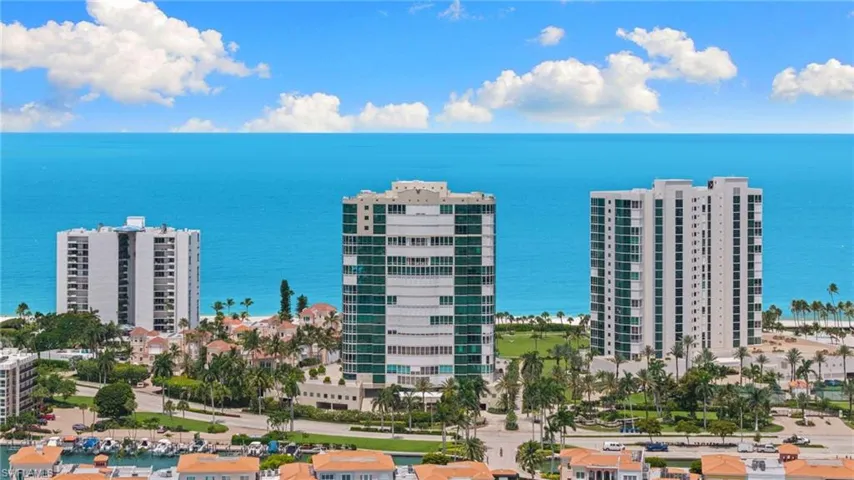 3971 Gulf Shore Blvd N 1004, Naples, Florida 34103